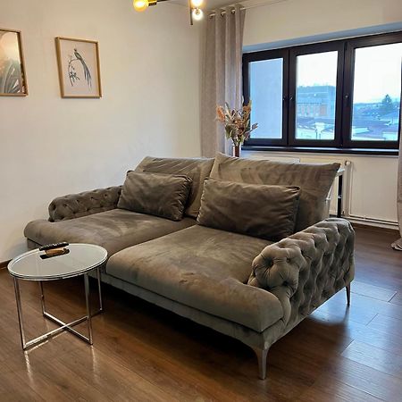 Old Town View- Ultracentral Apartment Targoviste Luaran gambar